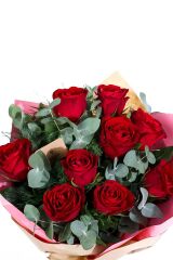 Heaven’s Blossom 9 Kırmızı Gül Buketi