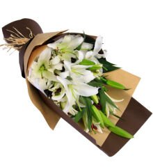White Lilyum Çiçek Buketi